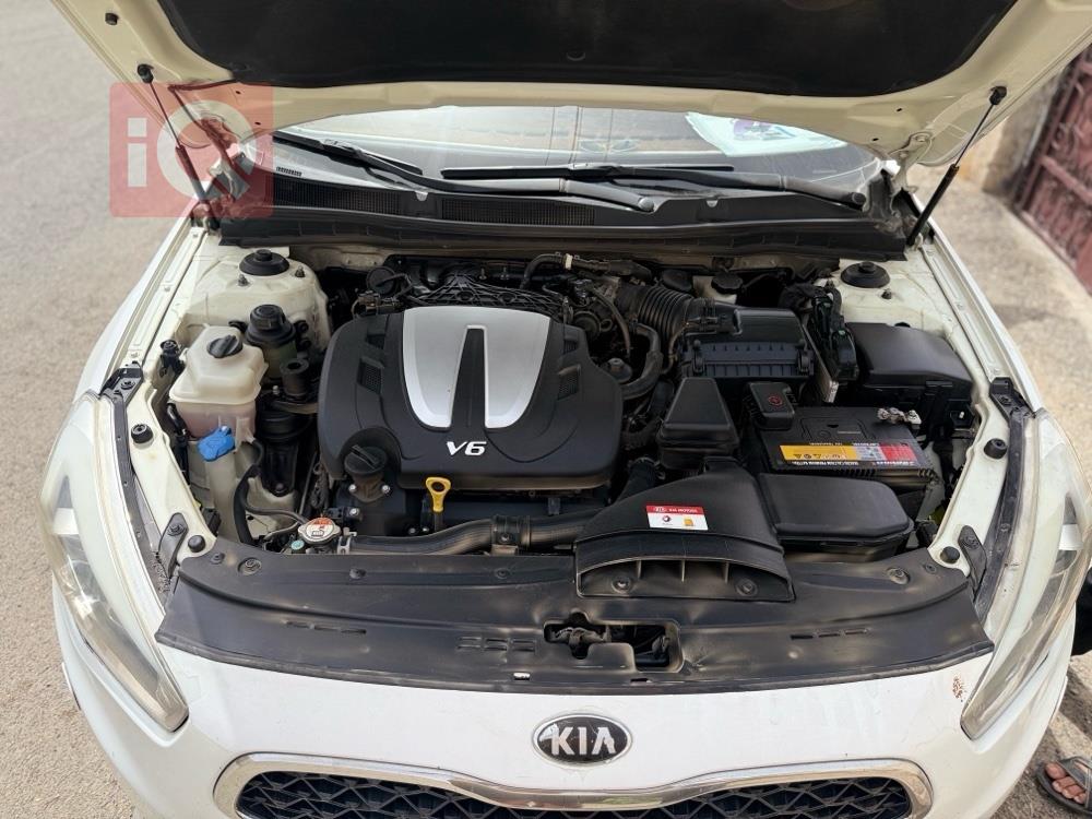 Kia Cadenza